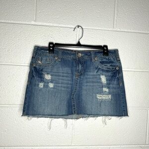 < Y2K Amethyst Distressed Denim Mini Skirt >